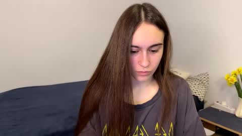 alicekollt online show from 04-27-26, 08:18