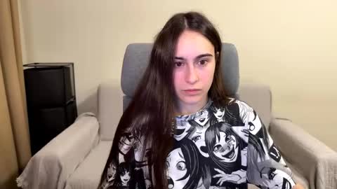 alicekollt online show from 06-08-26, 08:20