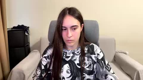 alicekollt online show from 06-11-26, 01:49