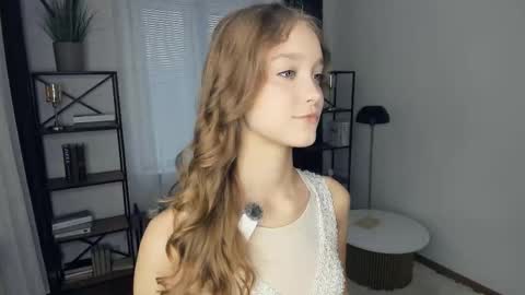 Serena online show from 11-14-25, 07:40