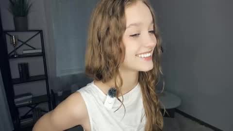 Serena online show from 11-21-25, 07:07