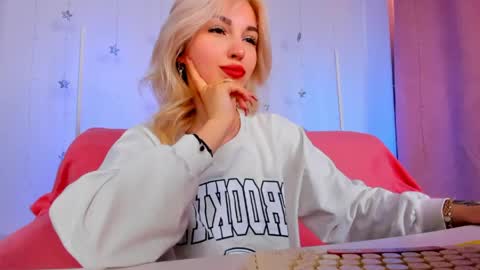 Snapshot of alicemonro chatting on 05-15-26, 01:23 alicemonro online show from 05-15-26, 01:23