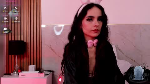 alicenoir_ online show from 02-06-25, 08:45