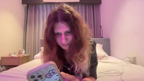 AlicePinkhead online show from 05-04-26, 08:43