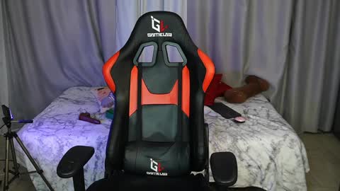 Snapshot of alicerabdit chatting on 02-22-25, 08:09 Alice online show from 02-22-25, 08:09