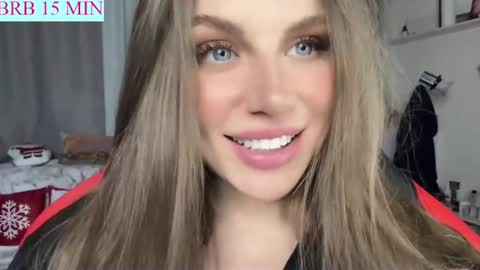 Snapshot of alicerabdit chatting on 02-24-25, 04:15 Alice online show from 02-24-25, 04:15