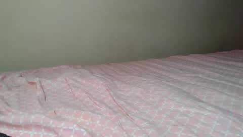 Snapshot of alicerabdit chatting on 09-29-25, 05:40 Alice online show from 09-29-25, 05:40