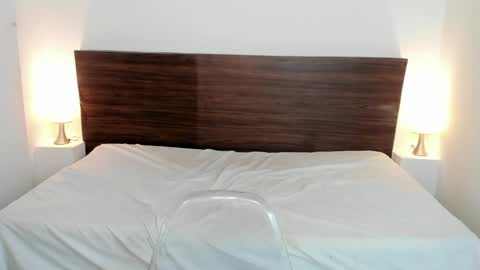 Snapshot of aliceross1 chatting on 01-26-25, 02:35 AliceRoss online show from 01-26-25, 02:35