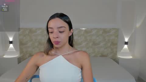 Snapshot of aliceross1 chatting on 09-11-25, 08:09 AliceRoss online show from 09-11-25, 08:09