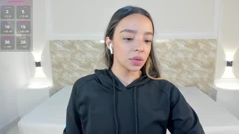 Snapshot of aliceross1 chatting on 10-12-25, 12:26 AliceRoss online show from 10-12-25, 12:26