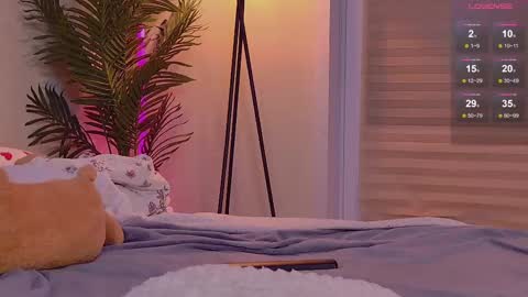 Snapshot of alicesis chatting on 02-27-25, 11:04 Alice online show from 02-27-25, 11:04