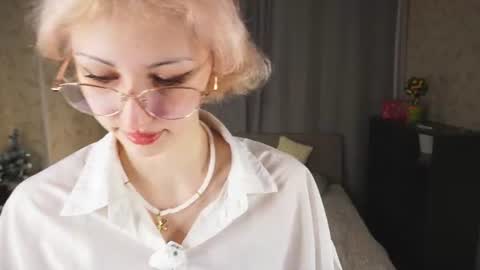 Milly online show from 07-20-26, 06:49