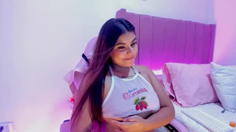 A L I C E  T H U N D E R online show from 10-12-25, 04:11