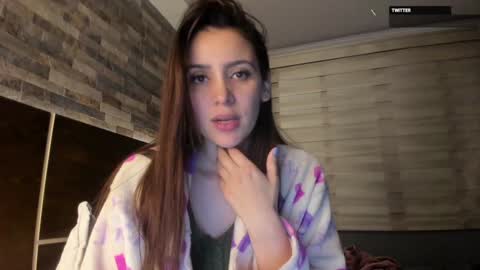 Snapshot of alicewillow chatting on 12-03-24, 02:58 Alice online show from 12-03-24, 02:58