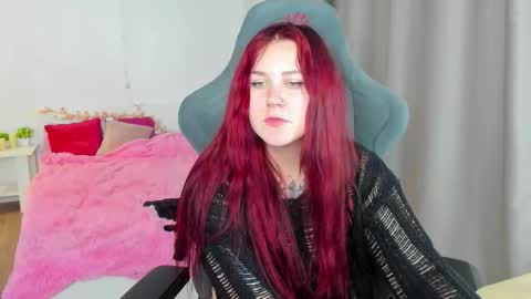 Alice online show from 11-06-25, 06:53