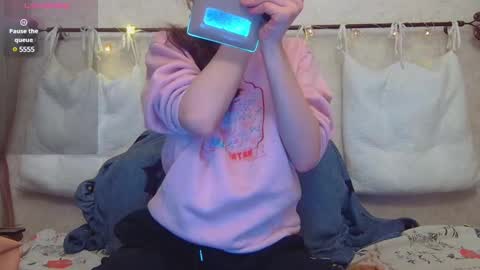 AliceWoolfy online show from 12-06-24, 08:07