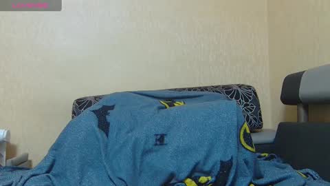 AliceWoolfy online show from 03-11-25, 08:20