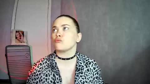 AlicexFresh online show from 05-12-26, 10:56
