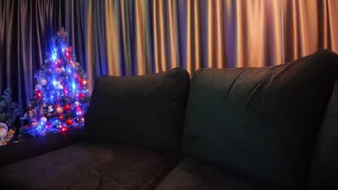 Alice online show from 12-22-24, 07:33