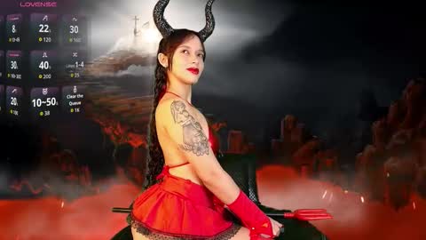 Salome online show from 10-17-25, 01:35