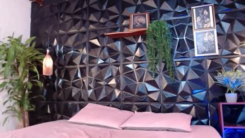 Snapshot of alicia_colton chatting on 03-11-26, 05:52 Alicia online show from 03-11-26, 05:52