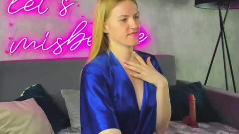 Alicia 2 GMT 3am-9am TueThuFriSun 9am-15pm Sat online show from 04-23-26, 11:18