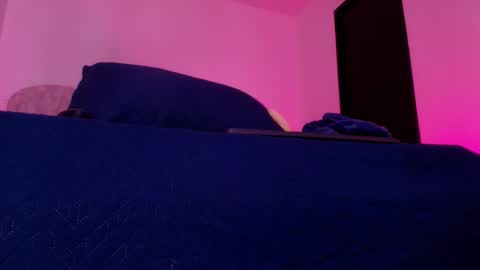 Alicia Kyse  online show from 12-03-25, 03:03