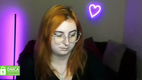 Alicia online show from 11-19-25, 06:46