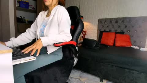 Ali online show from 04-18-26, 12:09