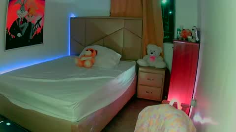 aliciabiden online show from 12-11-24, 05:32