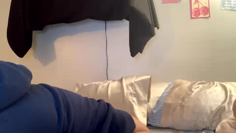 Snapshot of aliciacolette123 chatting on 11-03-25, 04:47 teacherspet69 online show from 11-03-25, 04:47