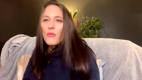 Snapshot of aliciacolette123 chatting on 11-13-25, 07:51 teacherspet69 online show from 11-13-25, 07:51