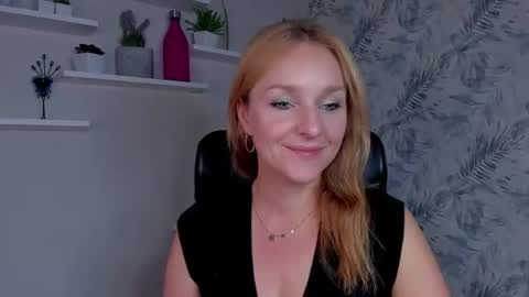 Alicia online show from 07-28-26, 07:59
