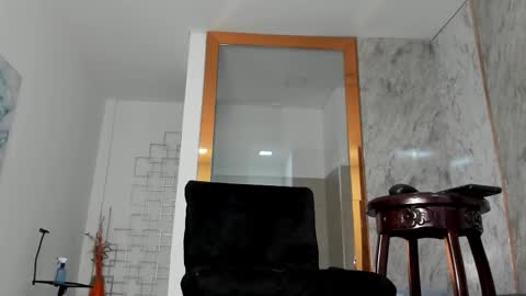 Alicia  online show from 02-28-25, 03:59