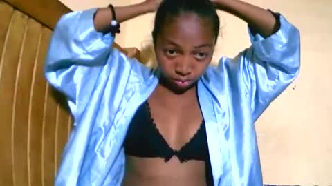 alicianah online show from 09-16-25, 01:23