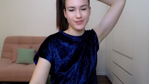 alicianoveli online show from 12-28-24, 01:59