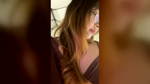 Snapshot of aliciawhite_nt chatting on 06-06-26, 01:54 Alicia online show from 06-06-26, 01:54