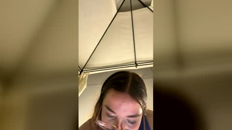 Snapshot of aliciawhite_nt chatting on 06-08-26, 12:58 Alicia online show from 06-08-26, 12:58