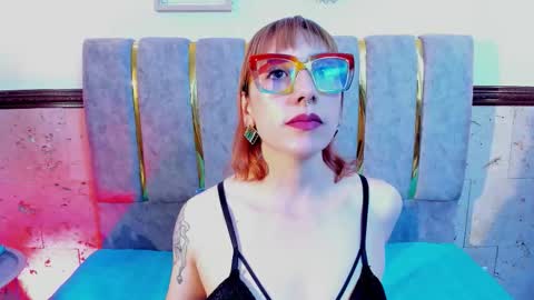  Alicia  online show from 11-26-25, 12:06