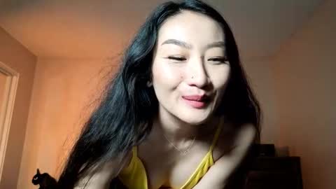 Snapshot of aliciaz3 chatting on 11-22-25, 02:38 Alicia Hebi online show from 11-22-25, 02:38