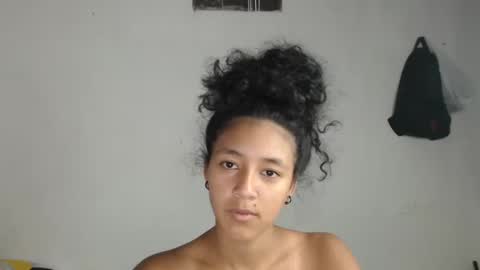 Snapshot of alicie_sexy_hot_20 chatting on 03-07-25, 04:24 ana online show from 03-07-25, 04:24