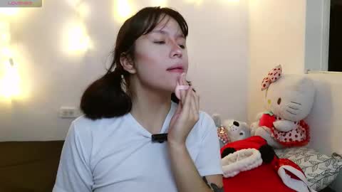 aliciia_23 online show from 12-02-25, 10:49