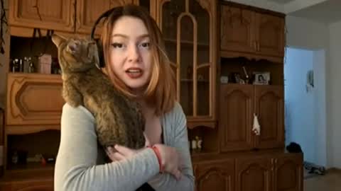 Scarlett online show from 04-27-26, 08:01