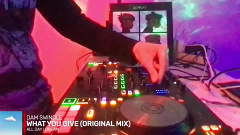 busco rockera online show from 11-03-25, 05:58