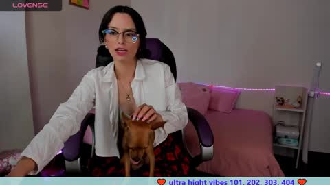 Snapshot of alien_universe chatting on 12-13-24, 08:26 Aiko  Independent Model  online show from 12-13-24, 08:26