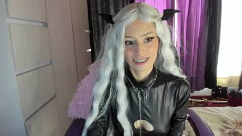 Snapshot of alien_universe chatting on 02-20-25, 08:36 Aiko  Independent Model  online show from 02-20-25, 08:36