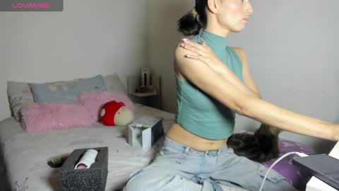 Snapshot of alien_universe chatting on 03-03-25, 03:08 Aiko  Independent Model  online show from 03-03-25, 03:08