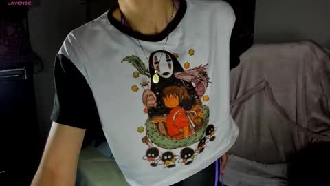 Snapshot of alien_universe chatting on 09-17-25, 10:55 Aiko  Independent Model  online show from 09-17-25, 10:55