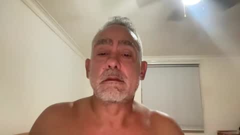 Snapshot of alientv chatting on 11-05-25, 03:17 alientv online show from 11-05-25, 03:17