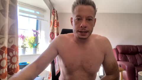 Snapshot of alig1980 chatting on 07-20-26, 07:44 alig1980 online show from 07-20-26, 07:44